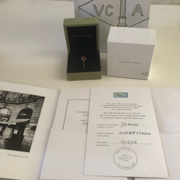 SOLD ❤️Van Cleef & Arpels Rose Gold Carnelian Bracelet 18k - Picture 12 of 13